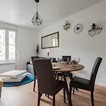 Le Fuseau De *