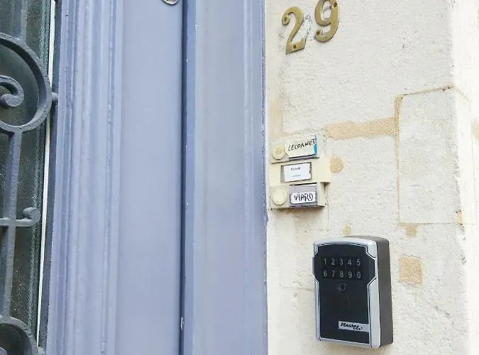 Le Fuseau De Διαμέρισμα *