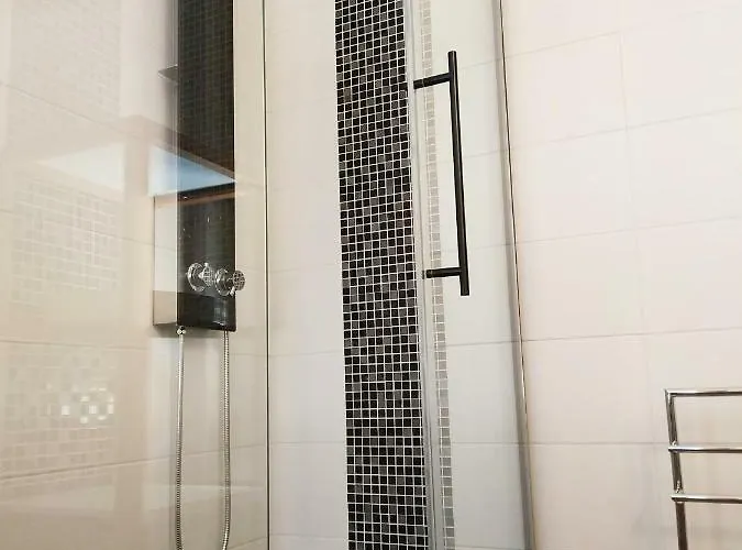 Le Fuseau De Διαμέρισμα *